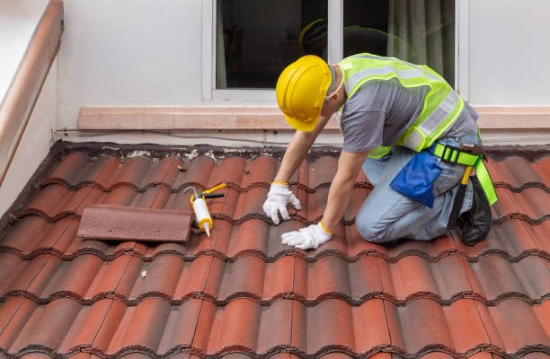Roofing service contractor Medford