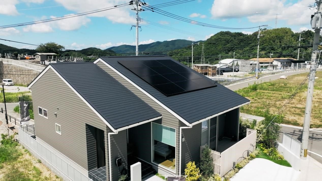 Top Solar roofing services in long island