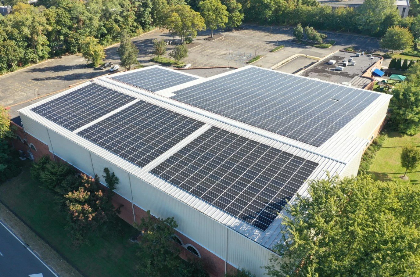 commercial solar roofing contractors in long island